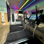 Apartment Capsule Wellness - Sauna - Balneo - Machine De Sport Privatif - Ps5 - 2 *