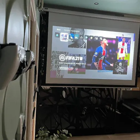 Capsule Wellness - Sauna - Balneo - Machine De Sport Privatif - Ps5 - 2 아파트