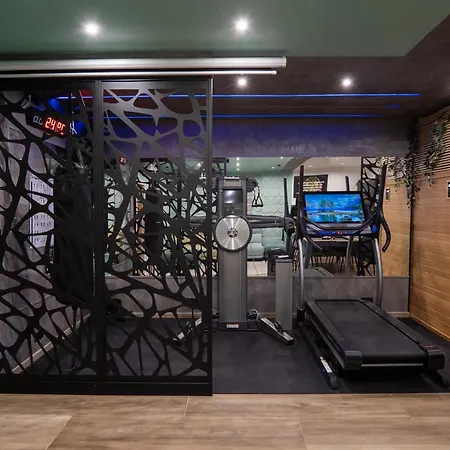 Capsule Wellness - Sauna - Balneo - Machine De Sport Privatif - Ps5 - 2 *